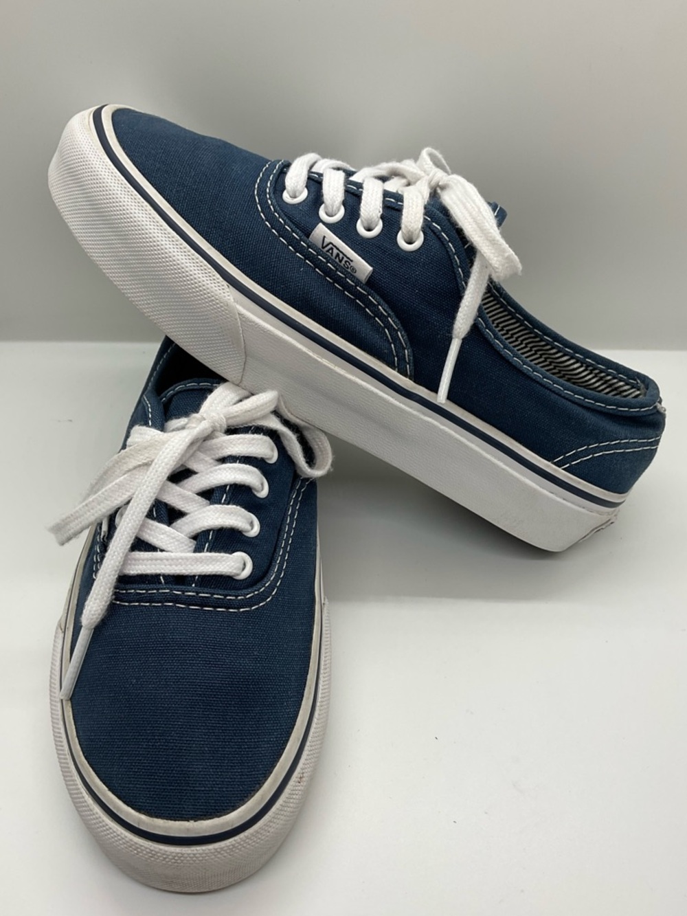 🦊 KIDS VANS Off The Wall Classic Navy White Lace-Up Sneakers Youth Sz 2 Unisex
